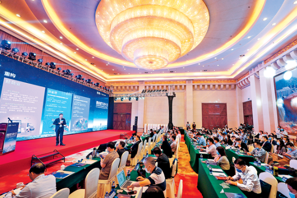 高峰論壇|感受500強(qiáng)企業(yè)魅力，把握智慧化轉(zhuǎn)型機(jī)遇(圖1)